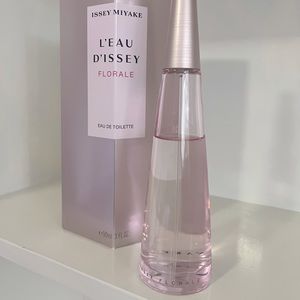 ISSEY MIYAKE - EAU D’ISSEY FLORALE - Eau de toilette